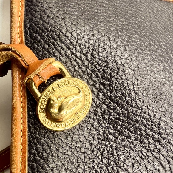 Beautiful Rare Dooney& Bourke Leather Crossbody Bag-Excellent Condition A2545458 - Picture 4 of 15